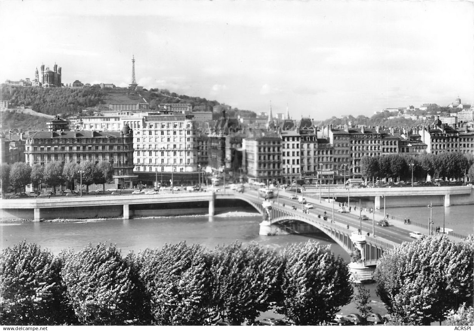 LYON pont lafayette 5 (scan recto verso)KEVREN0685