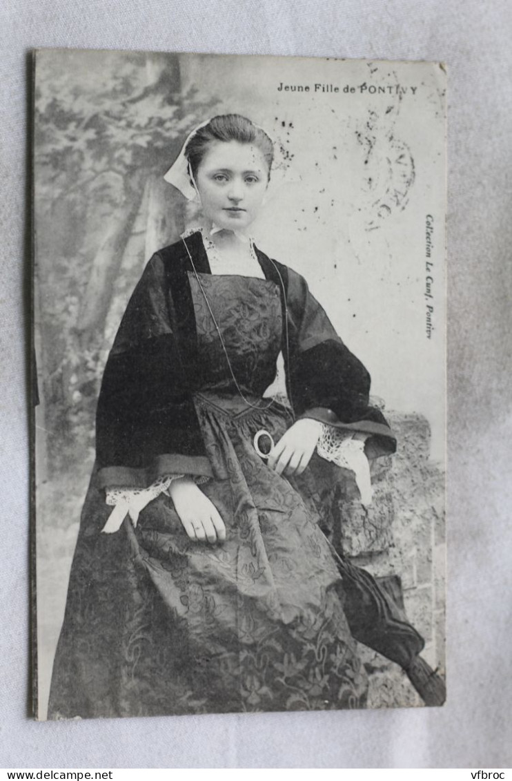 M173, Cpa 1910, jeune fille de Pontivy, Morbihan 56