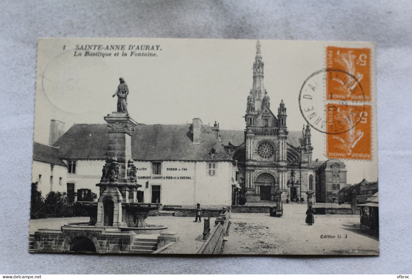 M459, Sainte Anne d'Auray, la basilique et la fontaine, Morbihan 56