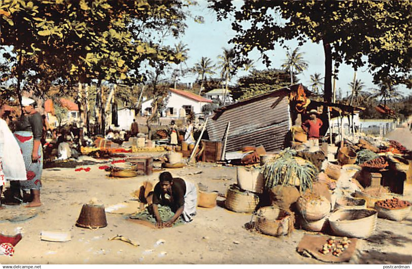 Madagascar - FORT-DAUPHIN - Le marché - Ed. Librairie du Sud 3786