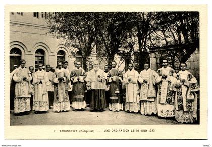 Madagascar - Tananarive - Une Ordination