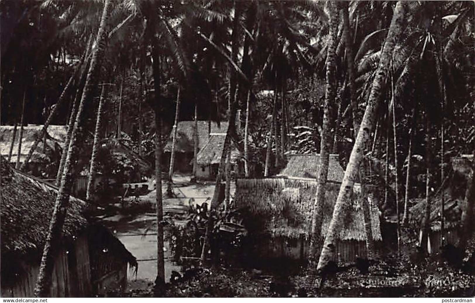 Malaysia - A Kampong - REAL PHOTO - Publ. unknown