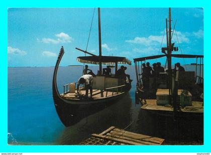 a856 / 471 MALDIVES DHONI'S ( Bateau )