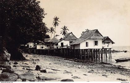 Malaysia - Malay Kampongs - REAL PHOTO - Publ. unknown