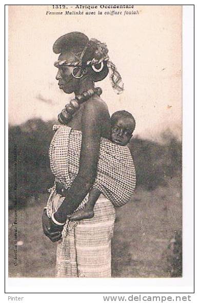 MALI - Femme Malinké avec la coiffure foulah