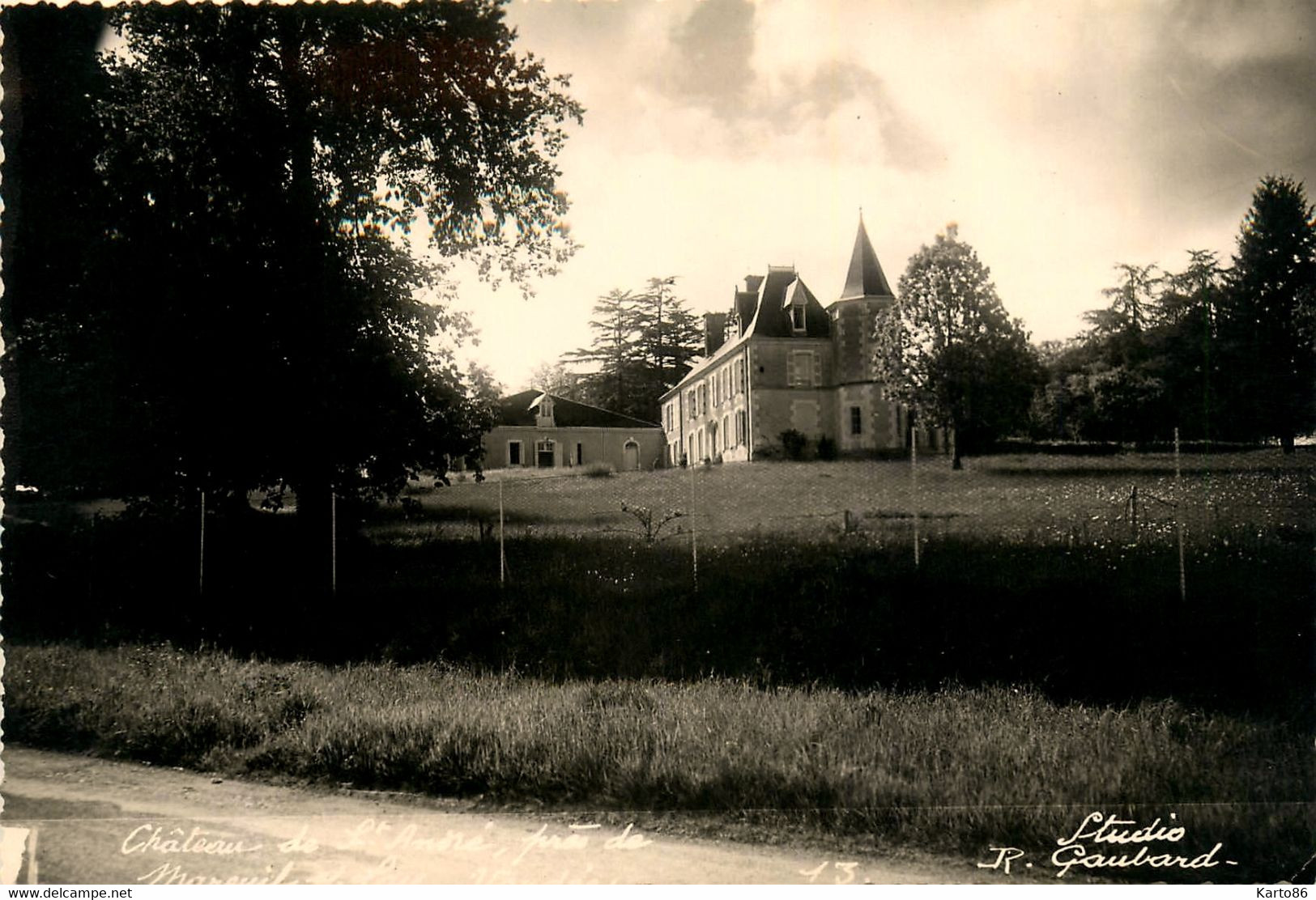 mareuil sur lay dissais * château de st andré * carte photo * photographe R. GAUBARD