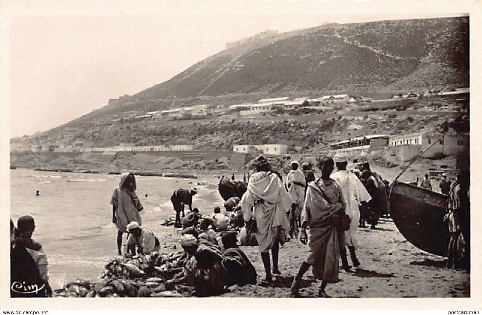 Maroc - AGADIR - La triage du poisson - Ed. Combier