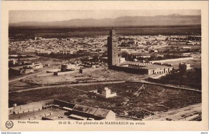 CPA AK MAROC MARRAKECH Vue générale de MARRAKECH en avion Flandrin (37890)