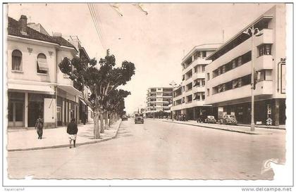 maroc : MEKNES  :  avenue  mézergues