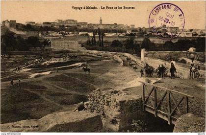 CPA AK MAROC MEKNES - Voyage a MEKNES - Le Pont et les Sources (280842)