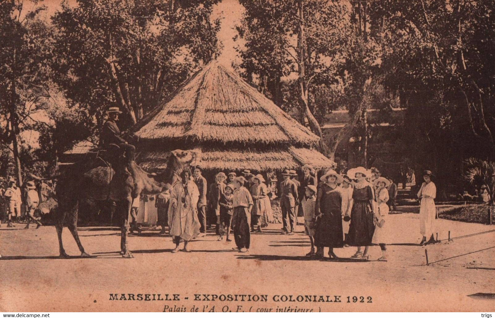 Marseiille (Exposition Coloniale de 1922) - Palais de l'A. O. F. (Cour Intérieure)