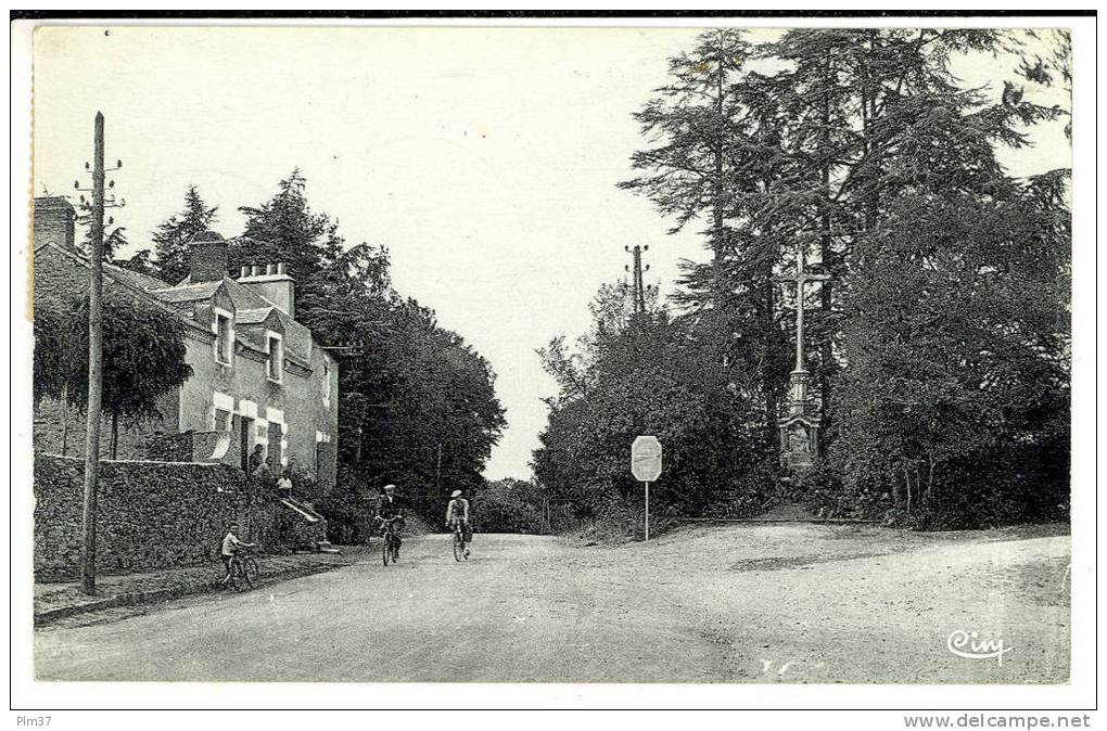 MAUVES SUR LOIRE - Rue de la Mairie