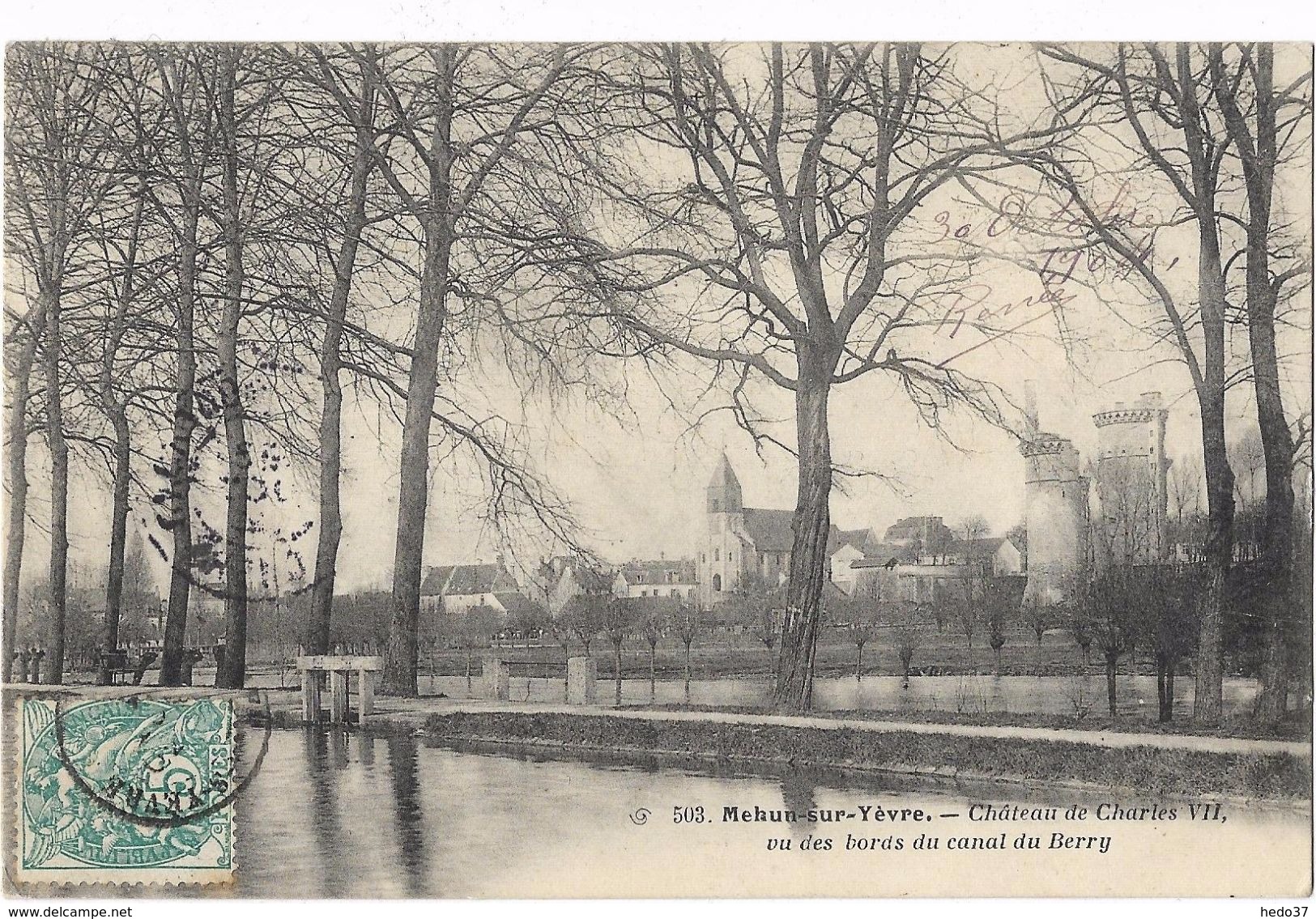 Mehun-sur-Yèvre - Château de Charles VII, vu des bords du canal du Berry