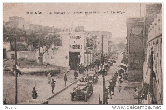 MEKNES RUE ROUAMEZINE  ARRIVEE DU PRESIDENT DE LA REPUBLIQUE