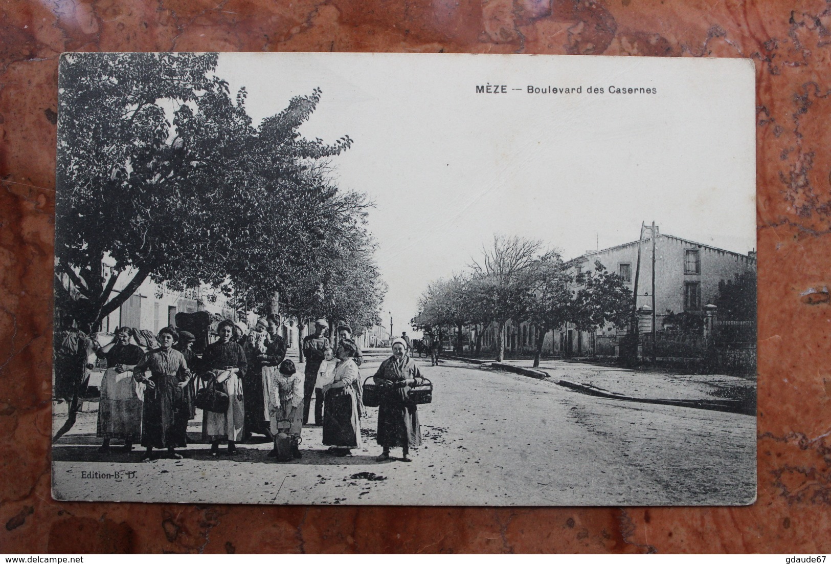 MEZE (34) - BOULEVARD DES CASERNES