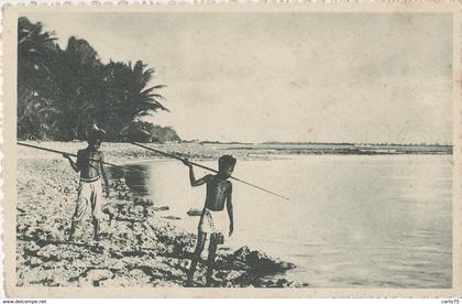 Océanie - Micronésie - Palaos - Republic of Palau - Les îles Carolines - Enfants Pêche - Editions Jésuites Missions Lyon