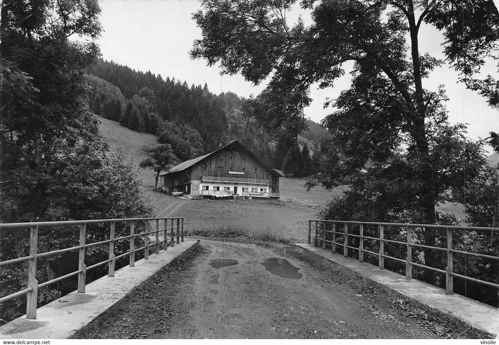 MO-20-2000 : LA CHAPELLE D'ABONDANCE. LE CLOS SAVOYARD