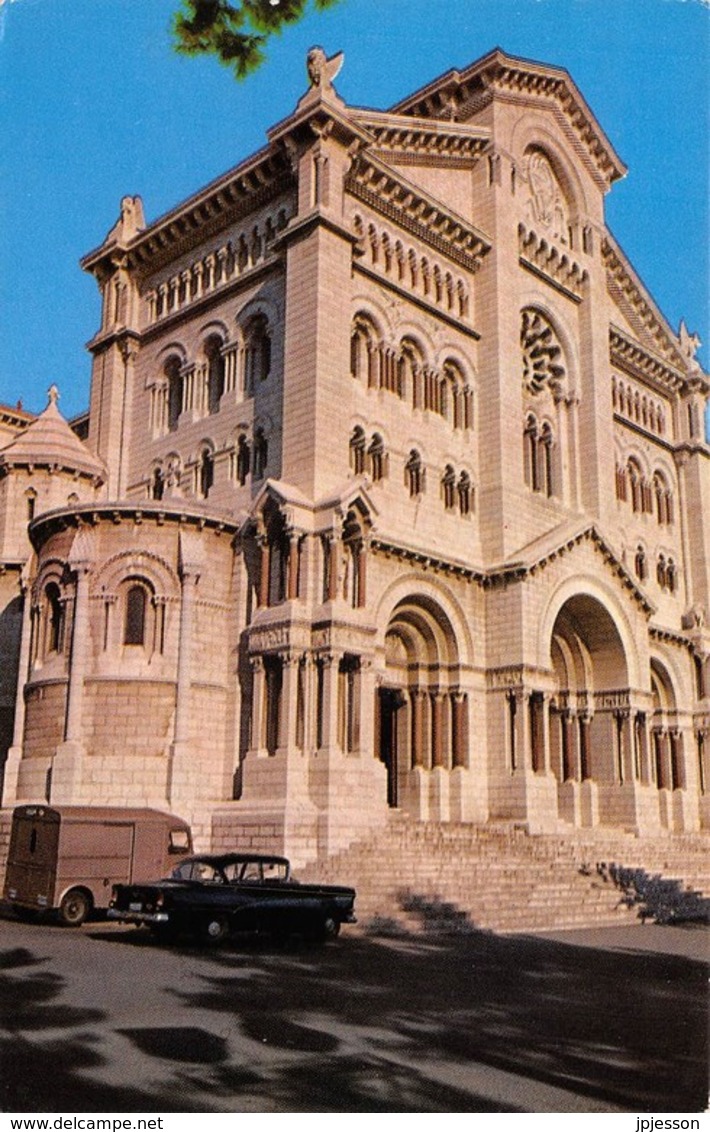 MONACO  LA CATHEDRALE - AUTOMOBILE  TUBE CITROEN  CACHET MENTON