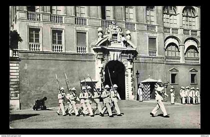 Monaco - Le Palais Princier - Relève de la Garde - Militaria - Flamme Postale - CPM - Voir Scans Recto-Verso