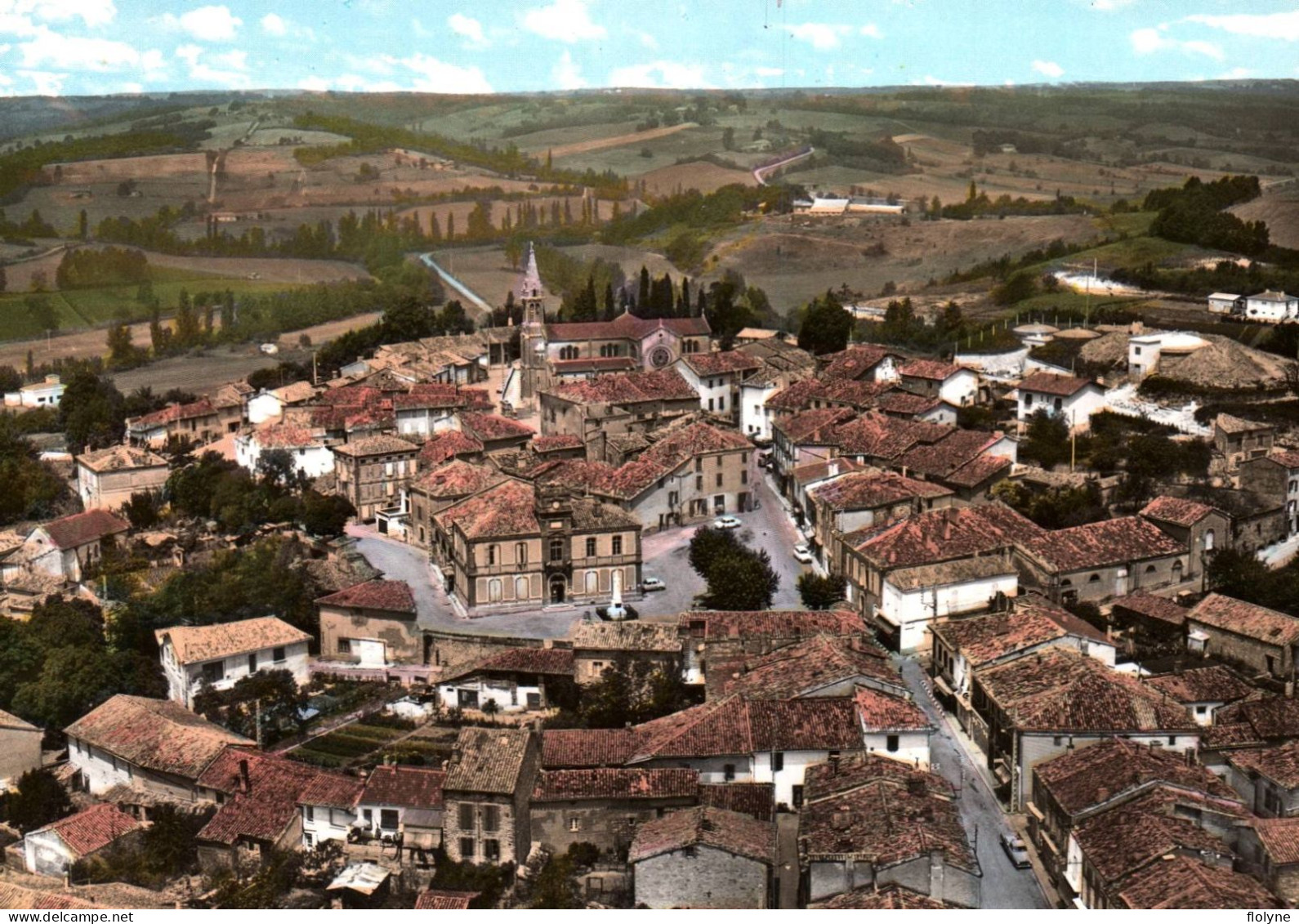 monclar de quercy - vue aérienne sur le village - montclar