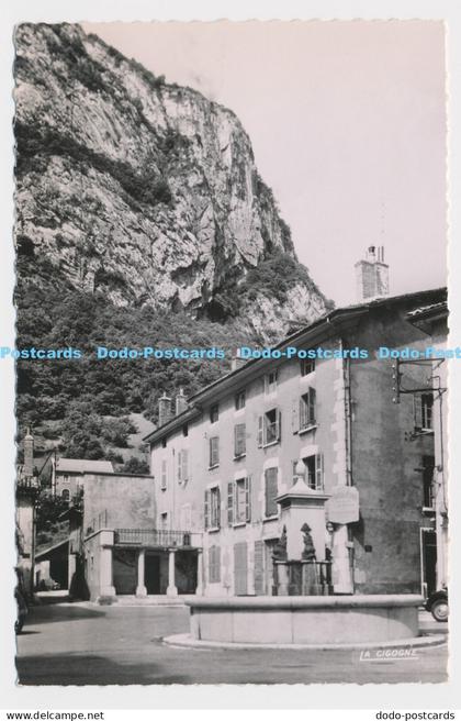 C004684 34. Sassenage. Isere. La place. Collection Aux Souvenirs de Sassenage. L