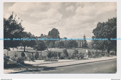 C008827 Courtenay Park. Newton Abbot. RP