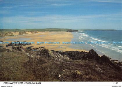 D032016 Pembrokeshire. Freshwater West. Pembrokeshire Eye. Haven Colourprint