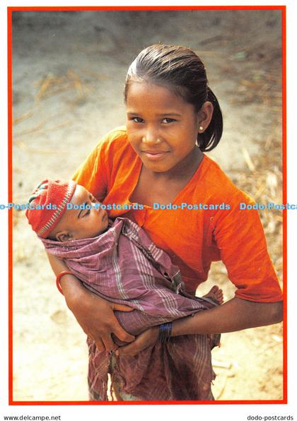 D037726 Bangladesh. River Project. Judges. Liba Taylor. Save the Child