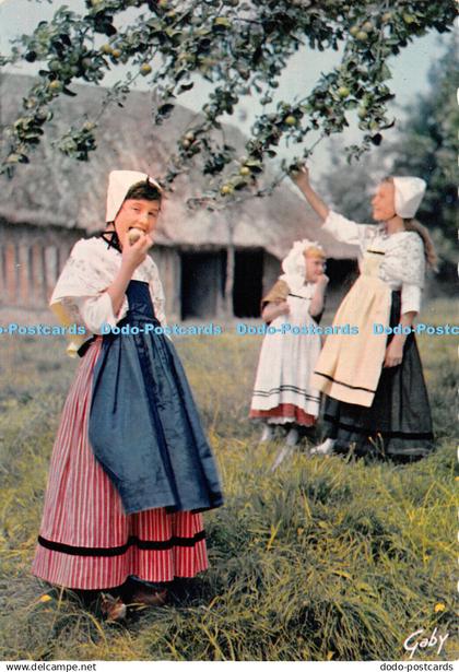 D042352 Folklore de France. Haute Normandie. L Assemble du Pays Normand. Artaud