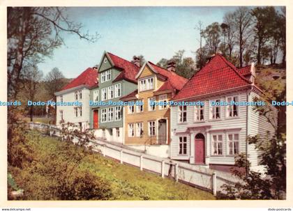 D051033 Bergen. Gamle Bergen. Mittet. Postcard