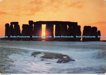 D116266 Stonehenge. Winter Solstice. Antony Miles