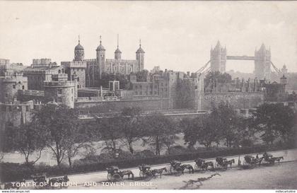 ENGLAND - London - Tower of London and Tower Bridge