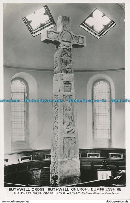 R006287 Ruthwell Cross. Ruthwell Church. Dumfriesshire