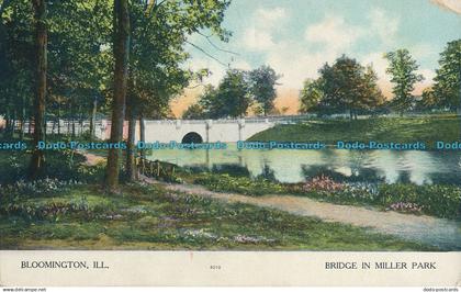 R009746 Bloomington. Ill. Bridge in Miller Park. Read and White. 1909