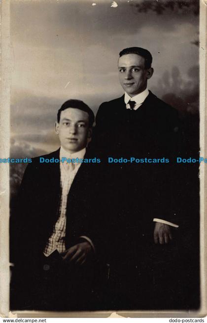 R039732 Old Postcard. Two Mens