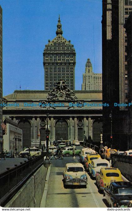 R066738 Traffic on Ramp in Front of Grand Central Terminal. New York City. A. De