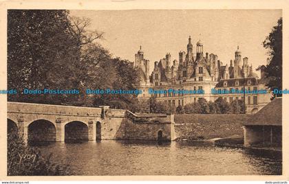 R079517 Chateau de Chambord. Yvon