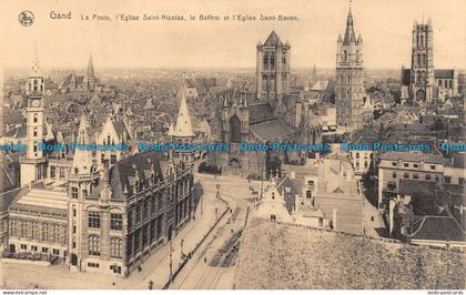 R087996 Gand. La Poste. LEglise Saint Nicolas. Le Beffroi et lEglise Saint Bavon