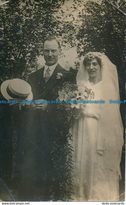 R145690 Old Postcard. Wedding Photo