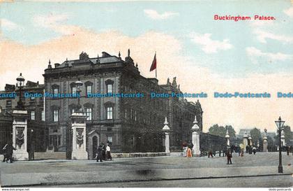 R151267 Buckingham Palace. 1910