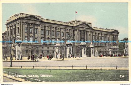 R172919 Buckingham Palace. London