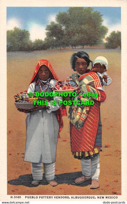 R482033 New Mexico. Pueblo Pottery Vendors. Albuquerque. Fred Harvey