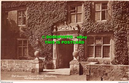 R539075 Worcestershire. Old Doorway. Lygon Arms. Broadway. Green of Broadway