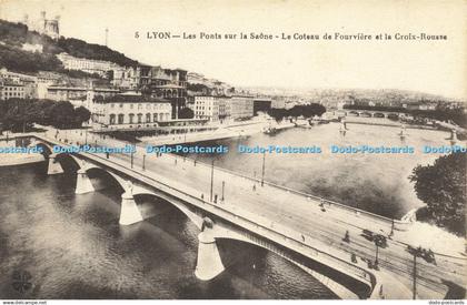 R623569 5 Lyon Les Ponte sur la Saone Le Coteau de Fourviere et la Croix Rousse