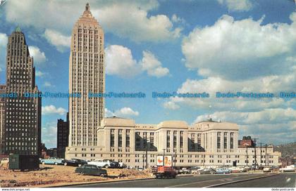 R677045 Penna. Pittsburgh. View of Greater Pittsburgh Showing the Federal Buildi