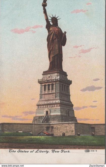 ZAYIX Postcard Statue of Liberty Ellis Island New York City Artist DB 090222PC30