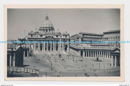 C008127 St. Peters Basilica. Rome