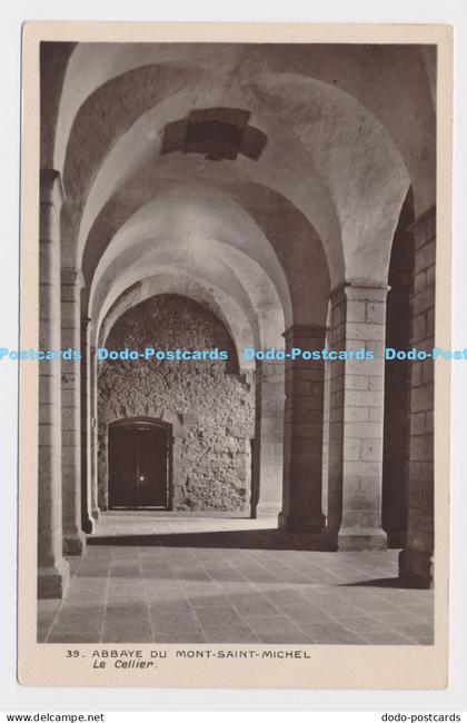 C015990 Abbaye du Mont Saint Michel. Le Cellier. Monuments Historiques de France