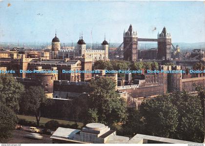 D036010 Tower of London. The Tower and Tower Bridge from the Port of London Auth