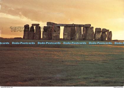 D116616 Stonehenge. J. Salmon. Postcard